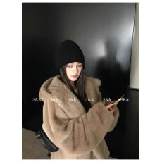 批发Skk Store 奶油瑞士卷 环保<b class='q'>皮草</b>女冬慵懒宽松短款连帽毛绒绒<b class='q'>外套</b>