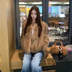 批发新款棕色毛毛外套女<b class='q'>冬</b>高级感环保皮草年轻款洋气皮毛加厚外套