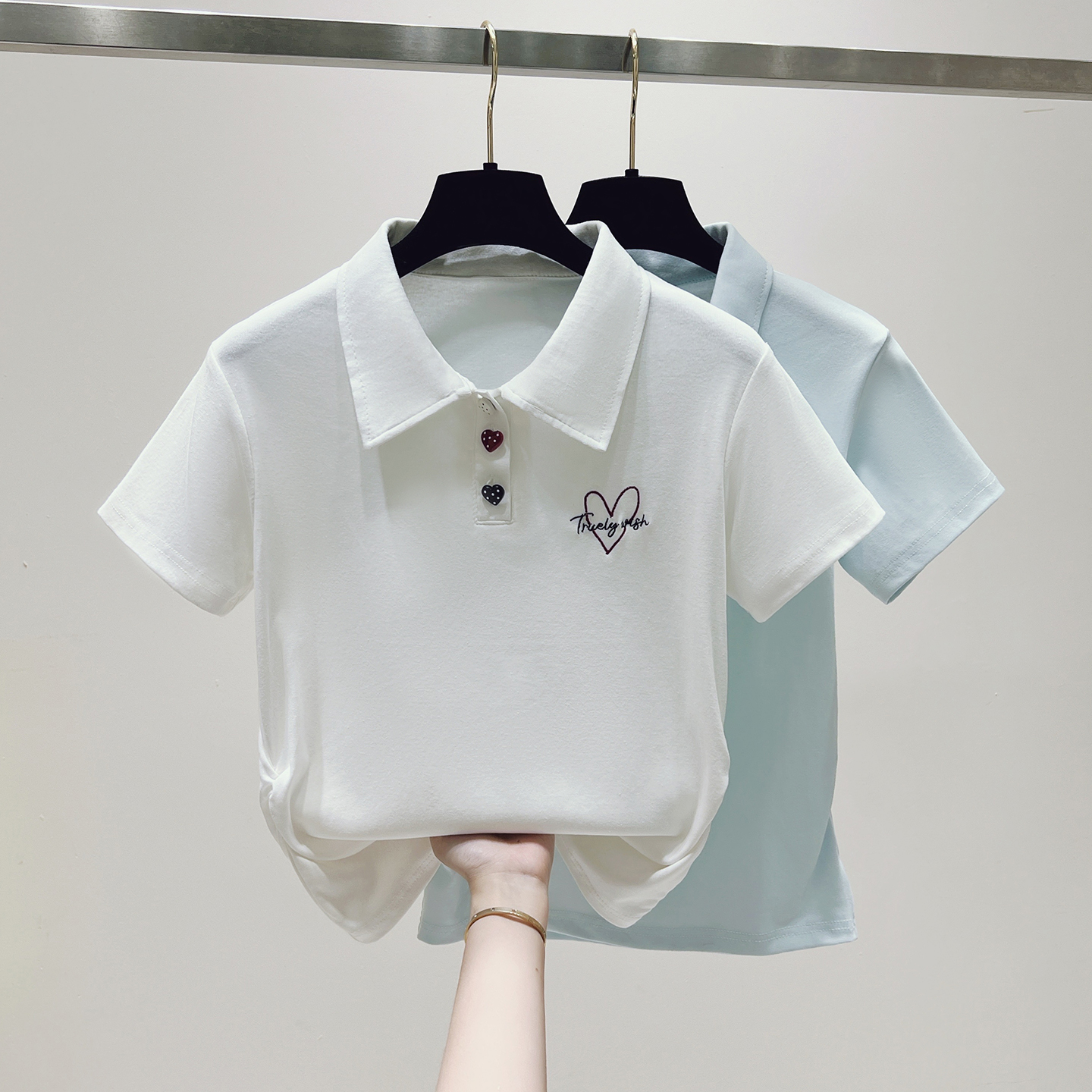 실사 2026 년 여름 새로운 여성 의류 반팔 티셔츠 소녀 중학생 학원 스타일 패션 POLO 칼라 맨위