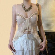 批发海岛少女贝壳挂链度假吊带<b class='q'>背心</b><b class='q'>荷叶</b>边不规则系带<b class='q'>露</b><b class='q'>脐</b>辣妹上衣