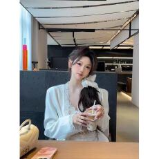 批发<b class='q'>蕾丝</b>拼接v领西装外套女春新款纯欲宽松通勤百搭设计感上衣小西服