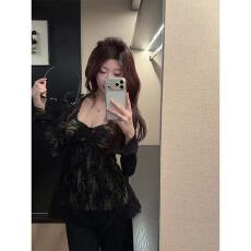 批发蕾丝衫女2025秋季XIANKUAN 高级感气质方领修身纯欲性感蕾丝上衣