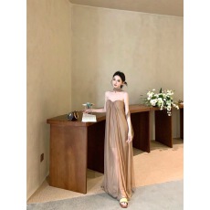 批发高级感抹胸<b class='q'>网纱</b>飘带连衣裙女夏新款辣妹性感露背礼服沙滩长裙