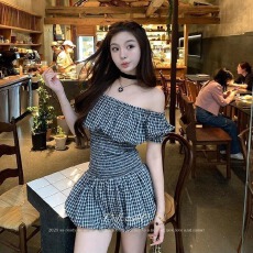 批发黑白新款法式格子一字复古设计花苞小众短裙夏季高级收腰连体<b class='q'>裤</b>裙