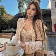 批发Tongiiuu 朗姆甜酒 蕾丝长袖开衫上衣内搭修身显瘦吊带<b class='q'>背心</b><b class='q'>套</b>装秋