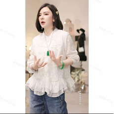 批发秋冬氛围感立体提花拼波浪花边上衣