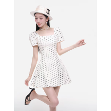 批发法式波点<b class='q'>连衣裙</b>女短款夏季方领独特漂亮收腰泡泡袖a字裙礼服