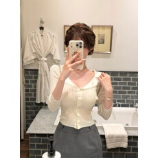 批发JMSHOP 甜樱游纪 翻领拼接花边八分袖上衣女春设计感修身针织衫