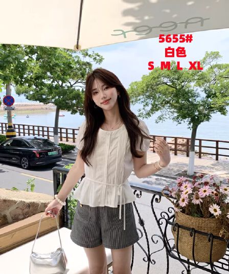 대 격통 맞춤 화이트 라운드 넥 플리츠 허리 수축 여성 셔츠 거품 소매 몸매 가꾸기 맨위