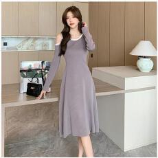 批发法式复古<b class='q'>撞色</b>露肩长袖针织<b class='q'>连衣裙</b>女2024秋季新伞裙设计感裙子