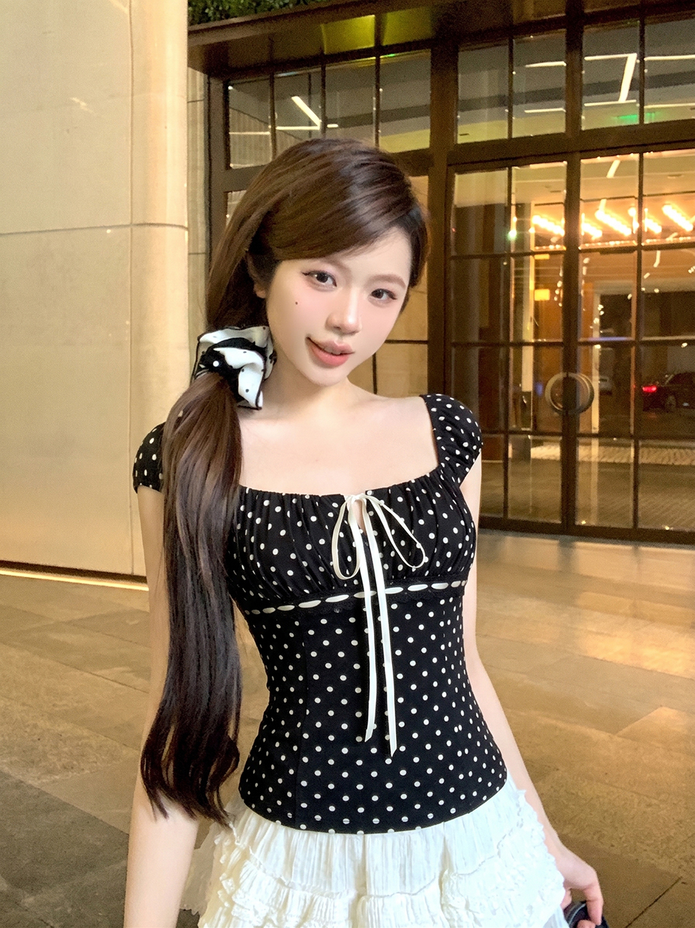 귀여운 바람 정통 광장 칼라 작은 도트 무늬 허리 수축 맨위 티셔츠