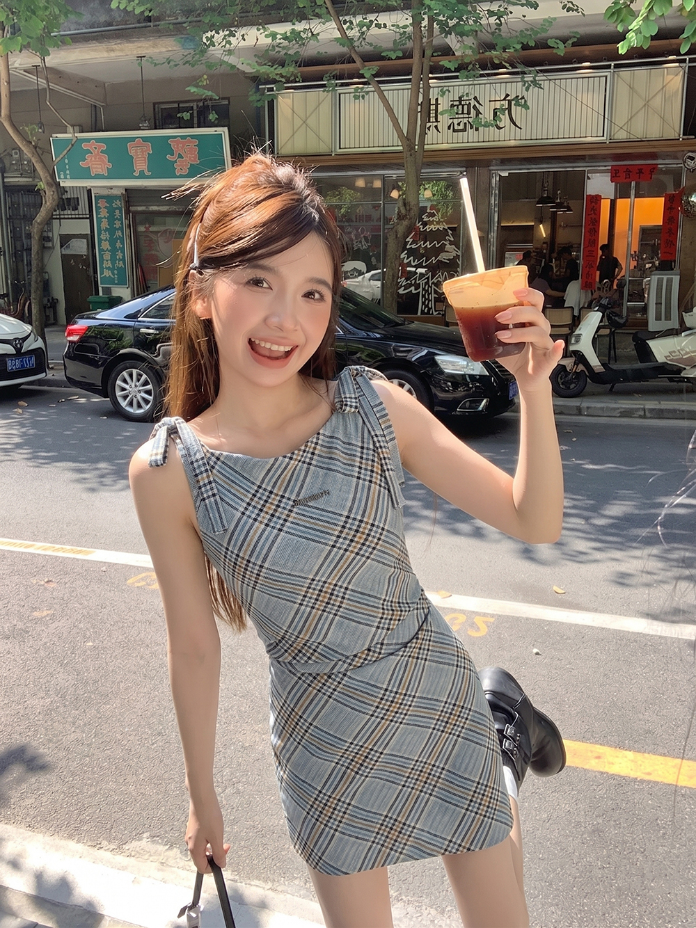 행침 목 파란색 체크무늬 드레스 허리 수축 몸매 가꾸기 미니 스커트 여성