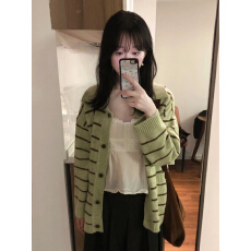 批发韩系慵懒风绿色条纹翻领毛衣<b class='q'>女</b>冬季新款宽松显瘦长袖针织<b class='q'>开衫</b>上衣