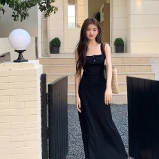 批发气质修身包臀长裙成熟御姐风黑色背心连衣裙女夏季新款高级感裙子