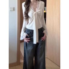 批发特价 德绒 美式复古蕾丝<b class='q'>假两件</b>v领长袖t恤女修身设计感小众<b class='q'>上衣</b>