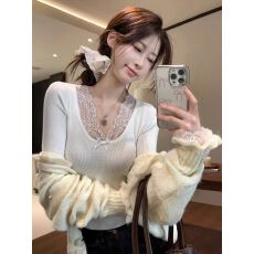 批发2×2舒肤绒 复古蕾丝拼接打底衫<b class='q'>女</b>秋冬修身纯欲辣妹长袖上衣