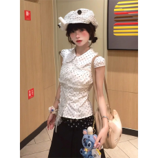 批发卓泽网批 原版面料做工 <b class='q'>韩</b>系纯欲减龄娃娃领波点气质短袖衬衫女