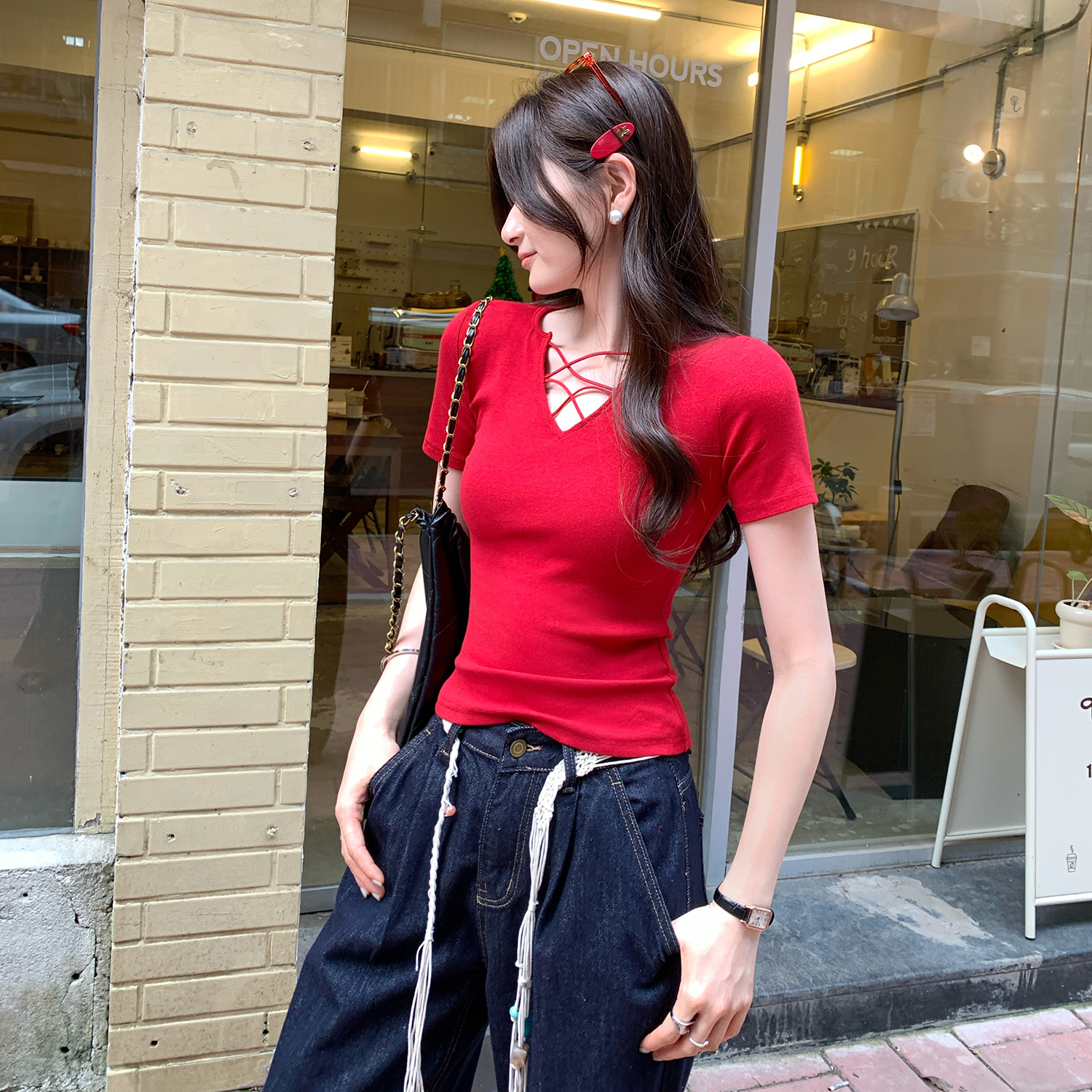 MY11159# 纯欲性感红色V领正肩短袖T恤夏新款修身显瘦酷辣上衣女裝貨源服裝批發