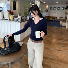 批发撞色翻领淡人高知老钱风穿搭内搭毛衣长袖针织<b class='q'>打底衫</b>女秋冬上衣