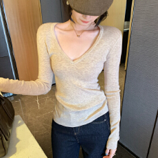 实拍图白色毛衣V领针织打底衫女冬2025新款高级感低领内搭小上衣