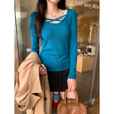 批发实拍图交叉圆领镂空内搭打底针织衫女秋冬季新款高级感修身上衣