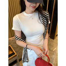 批发<b class='q'>实拍</b>图莫代尔正肩修身短袖T恤夏季新款美式辣妹小众别致内搭上衣