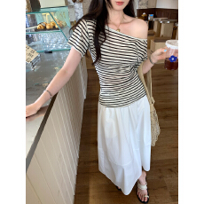 批发实拍图一字肩荡领条纹短袖T恤女夏2026新款爆款薄款露肩韩系上衣