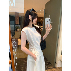 批发实拍图韩系穿搭系带收腰无袖<b class='q'>背心</b>T恤女夏2026新款设计感坎肩上衣