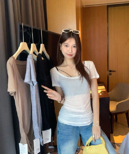 실사 라이 경기 서울 주간 실크 꼬집기 허리 주름 얇은 스타일 마이크로 ~을 통해 u 칼라 반팔 티셔츠 여성 여름 2026 슈퍼 화재 연령 감소 맨위