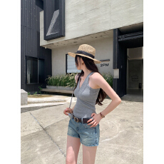 批发实拍图辣妹穿搭<b class='q'>隐形</b>拉链V领挂脖背心女夏外穿2026新款独特小吊带