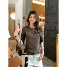 批发实拍图设计感半开领五分<b class='q'>袖</b><b class='q'>T</b><b class='q'>恤</b>女秋2026新款适合单穿冷淡系小上衣