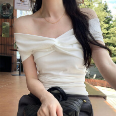 批发褶皱堆叠感交叉扭结<b class='q'>一字肩</b>短袖T恤女2026夏新款上衣