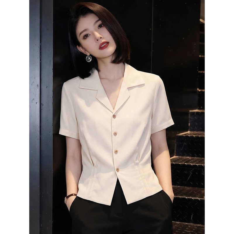 품격 정장 칼라 허리 수축 반팔 여성 셔츠 2026 여름 새로운 올해 인기 폭발 몸매 가꾸기 슬림해 보이는 맨위