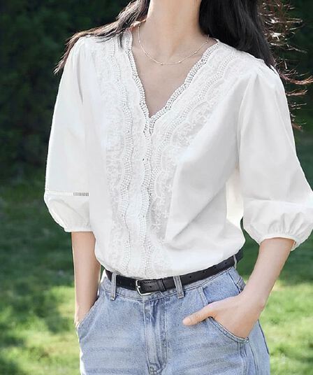 프랑스식 홀로우 아웃 레이스 V넥 화이트 여성 셔츠 2026 여름 새로운 우아함 Chic 거품 소매 맨위