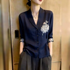 批发2026年<b class='q'>夏</b>季新品女装藏蓝色上衣系带印花修身显瘦百搭舒适中式短袖