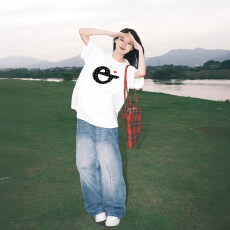 批发220克面料短袖<b class='q'>印花</b><b class='q'>T</b><b class='q'>恤</b>女