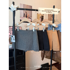 批发<b class='q'>实拍</b>实价 辣妹复古毛呢半身裙女2025冬季新款显瘦设计感a字短裙