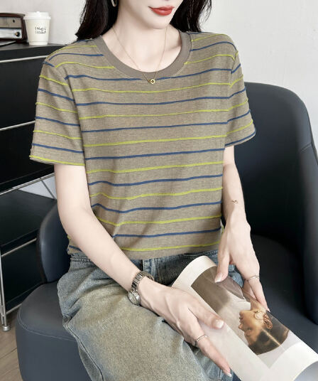 180 그램 65 면 35 폴리에스터 2026 여름 새로운 한국 스타일 반팔 티셔츠 여성 디자인 센스