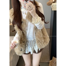 批发实拍~百搭蕾丝叠穿半高领内搭<b class='q'>长袖</b>镂空打底衫T恤纯欲显瘦杏色上衣