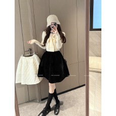 批发实拍设计感小众加厚半身裙菱格夹棉花苞裙高腰显瘦蓬蓬裙丝绒短裙