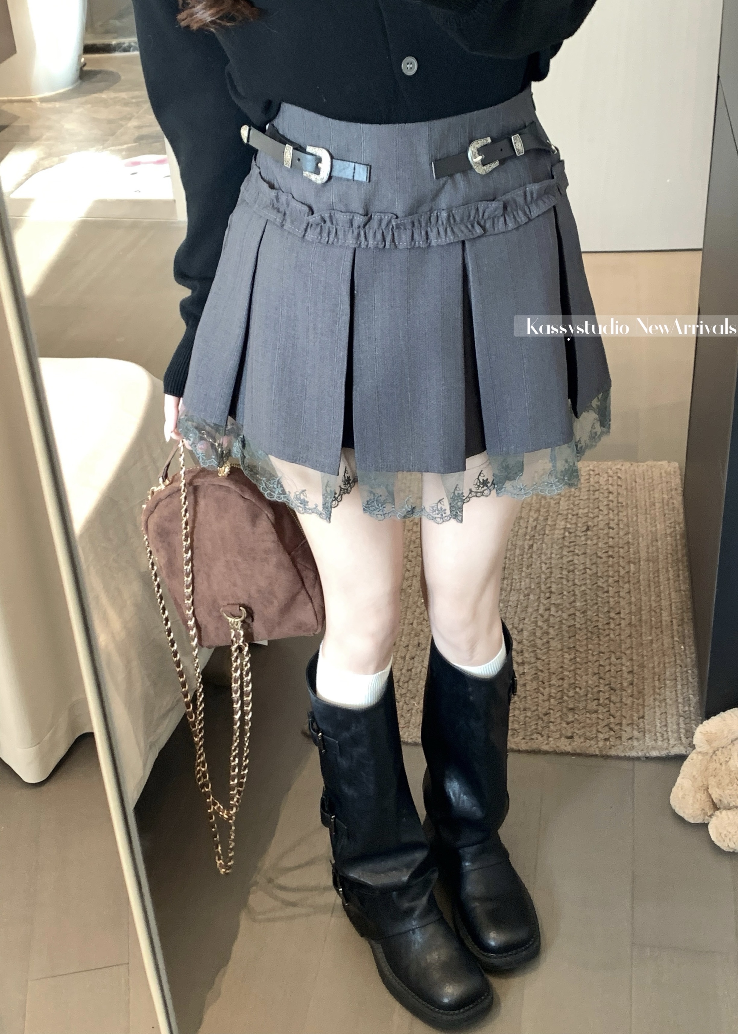 BY37290# 设计感蕾丝拼接高腰显瘦百褶裙短裙  服裝批發女裝批發服飾貨源