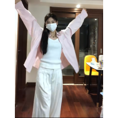 批发韩系2026新款<b class='q'>百搭</b>超好看浅粉色女装长袖春秋防晒必备薄<b class='q'>外套</b>上衣潮