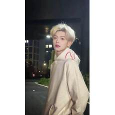 批发高质量/原版做工/重工刺绣/后包330g纯棉 高街轻奢连帽款<b class='q'>男</b>女上衣