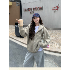 批发薄款 绣花+白金拉链 后包原版面料 高级感百搭款常规长袖拉链外套