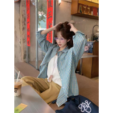 批发蓝色<b class='q'>格子衬衫</b>外套女春夏韩系慵懒宽松时尚百搭洋气衬衣上衣