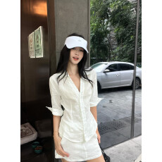 批发吾家有衣【质量做工可对比】polo领掐腰高腰包臀<b class='q'>短裙</b>老钱风两件套