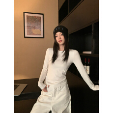 批发长袖t恤新款修身打底衫设计感小众常规款辣妹上衣