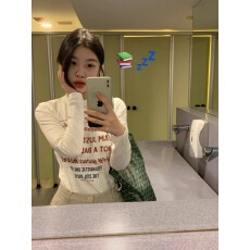 批发长袖t恤新款修身打底衫设计感小众常规款辣妹上衣