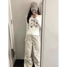 批发【不漏腰】长袖t恤新款修身打底衫设计感小众常规款辣妹上衣