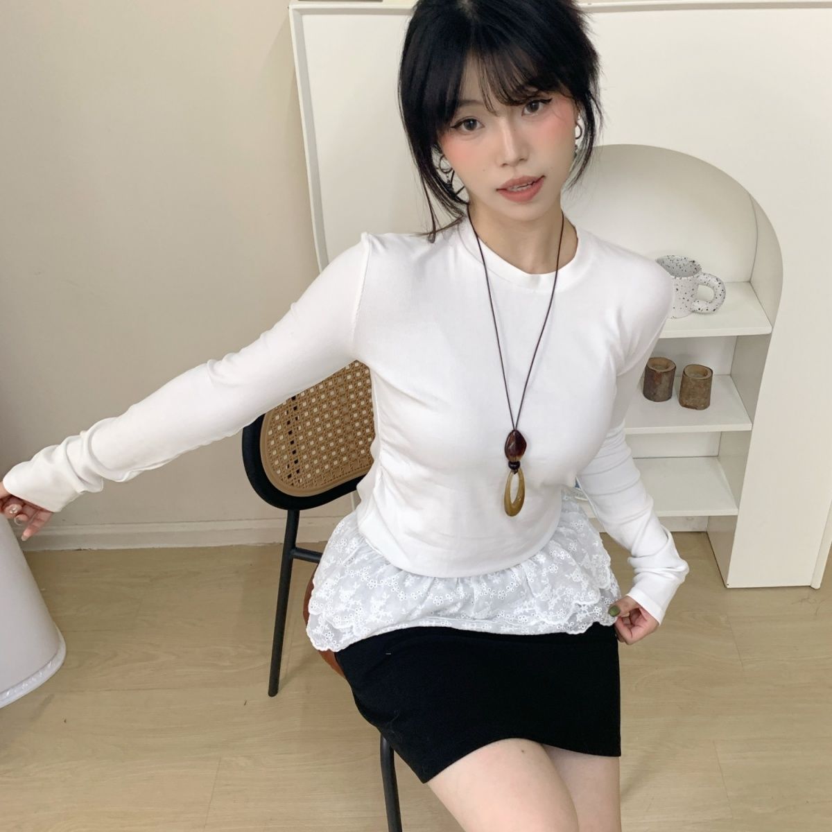 MY15255# 法式设计感小众韩系蕾丝花边拼接修身内搭叠穿打底衫白色上衣t恤女裝貨源服裝批發